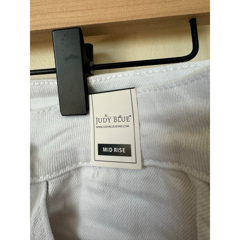 NWT Judy Blue White Capri Jeans Mid Rise JB78107 WHT 13/31 - Picture 11 of 12